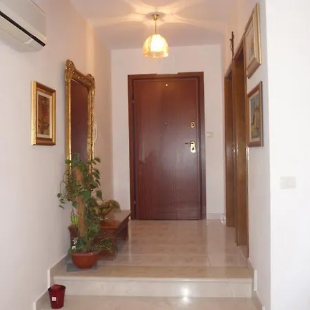 Appartement Mara *