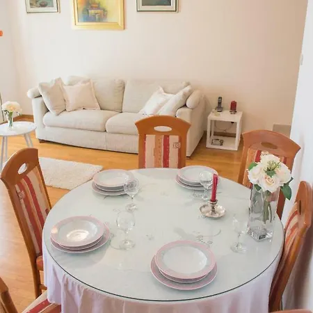 Apartment Mara